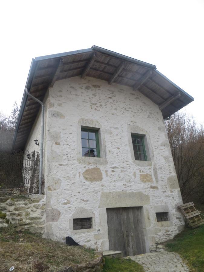 L'Hermitage Yenne Exterior photo